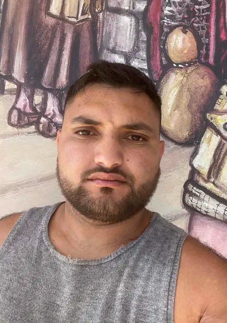 Teodor de León, tengo 21 años, listo para conocer para relación a largo plazo