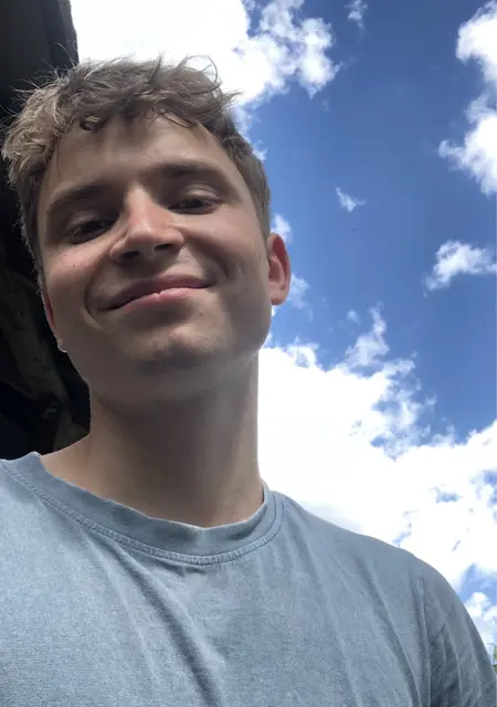 Я Рома, 21, знакомлюсь для вирта в Стокгольме