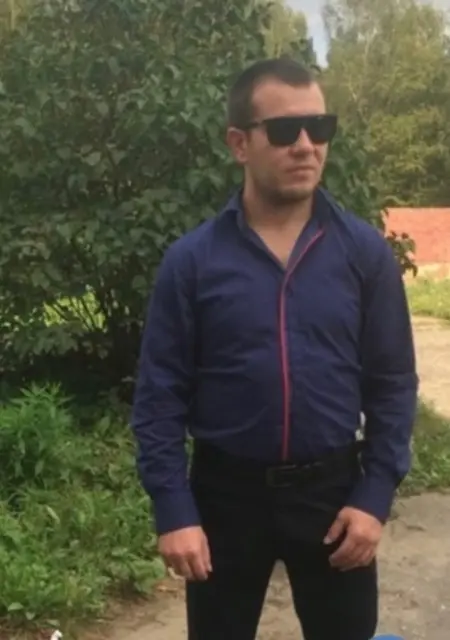 Артем из Новополоцка, мне 35, познакомлюсь для дружбы