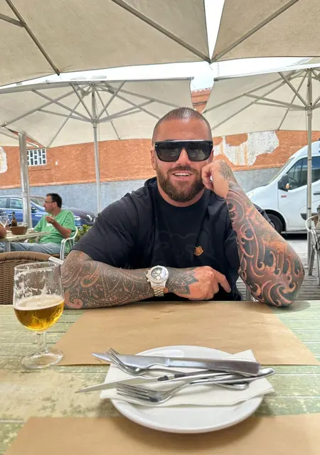 Rmu de Las Palmas de Gran Canaria, tengo 41 años, listo para conocer para chatear