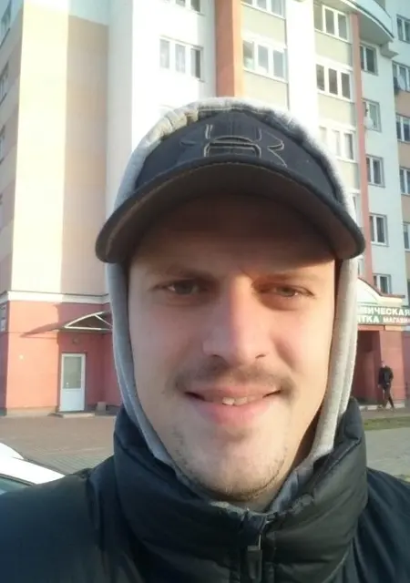 Я Алекс, 39, знакомлюсь на одну ночь в Гродно