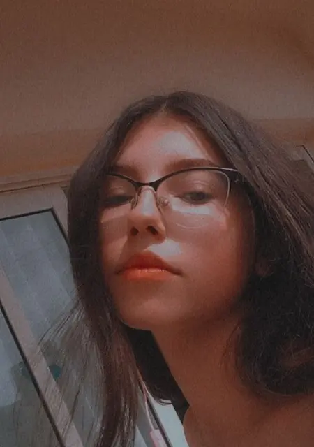 Анна из Гомеля, мне 25, познакомлюсь для вирта