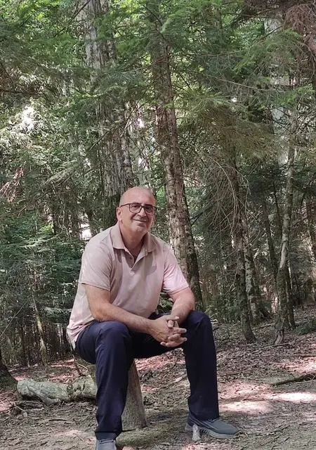 Patrik из Парижа, ищу на сайте постоянные отношения