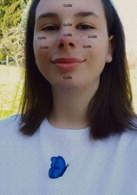 Я Caro, 19, из Берлина, ищу знакомство