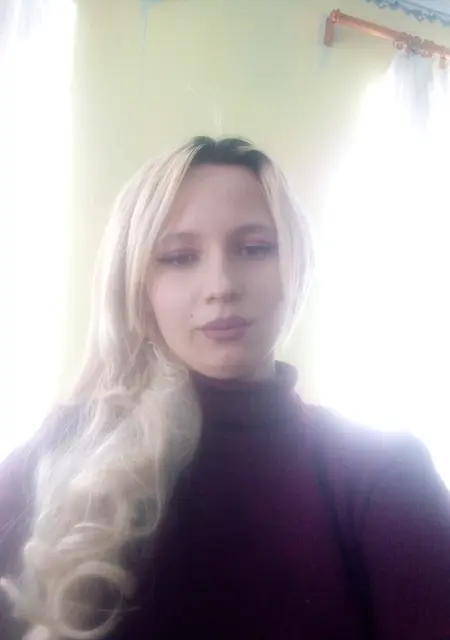 Я Валентина, 26 років з Дунаївці, шукаю знайомство для вірт