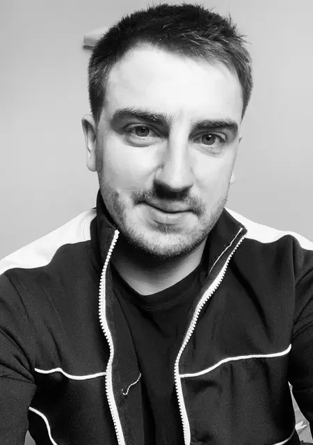 Я Bohdan, 29, из Кракова, ищу знакомства без обязательств