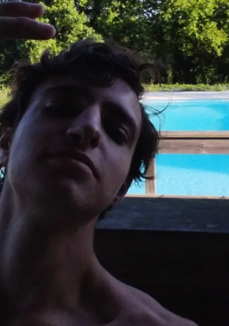 Я Lucas, 20, знакомлюсь для общения в Пау