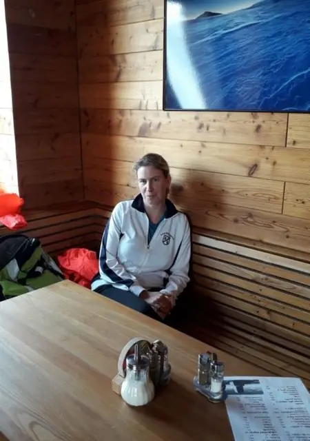 Я Gbina, 42, знакомлюсь в Праге