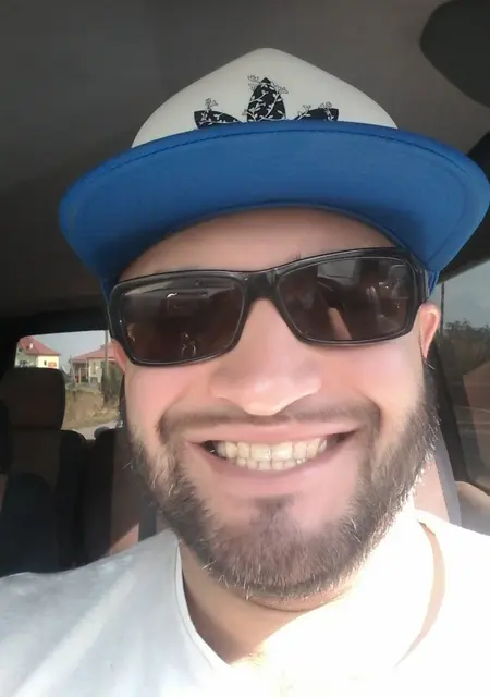 Сергей из Черновцов, мне 44, познакомлюсь для вирта