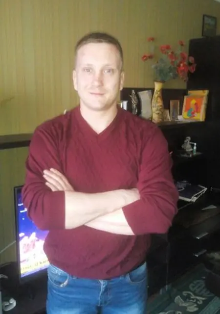 Коля из Павлограда, мне 39, познакомлюсь для постоянных отношений