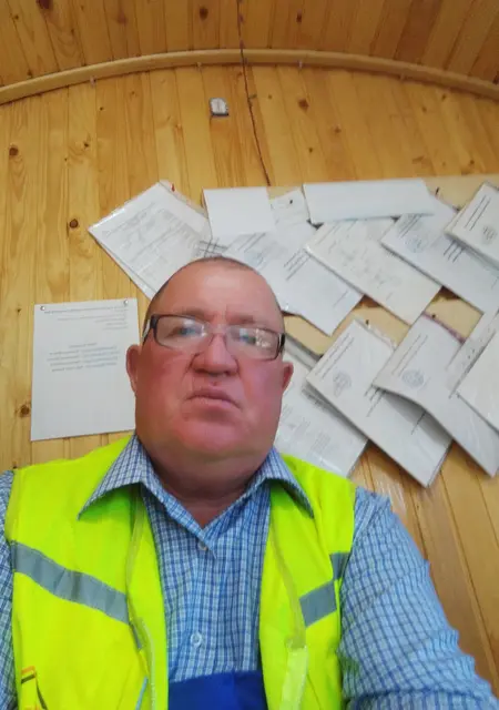 Я Александр, 60 років з Києва, шукаю знайомства на одну ніч