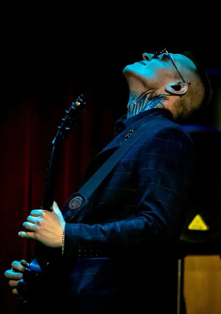 Я Даниил, 21, из Парижа, ищу знакомство для общения