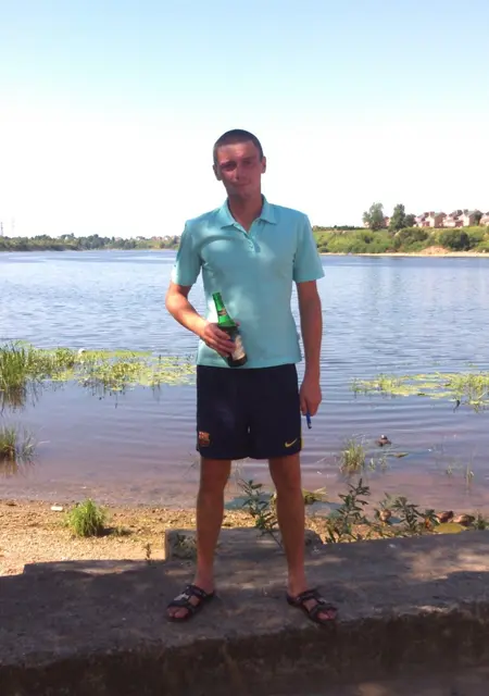 Я Sacha, 40 років з Ніжин, шукаю знайомство для постійних стосунків