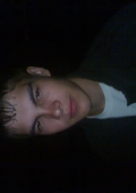 Я Андрей, 31 років, знайомлюсь без зобов'язань у Вовчанськ