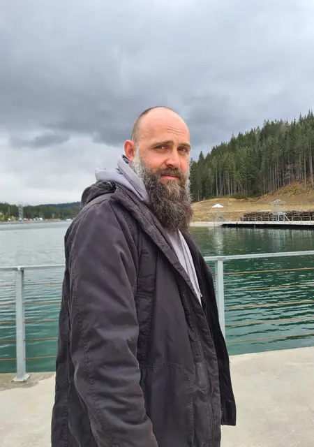 Игорь из Краматорска, ищу на сайте знакомства на одну ночь