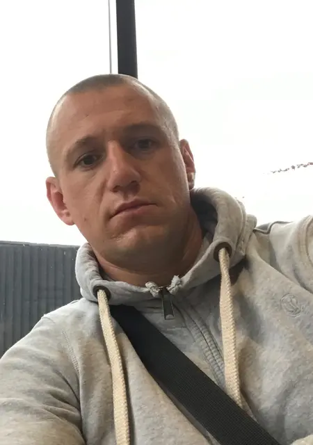 Я Юрій, 29 років з Васильків, шукаю знайомства без зобов'язань