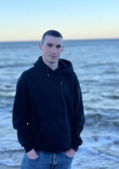 Кирилл з Полтавы, шукаю на сайті постійні стосунки