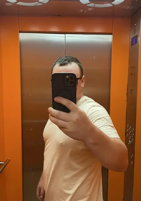 Андрій з Луцька, мені 31 років, познайомлюсь на одну ніч