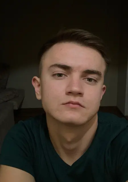 Bogdan из Кандыагач, мне 25, познакомлюсь для общения