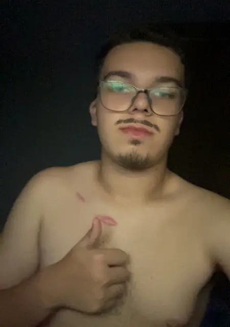 Caio из Сан-Мануэль, ищу на сайте знакомства на одну ночь