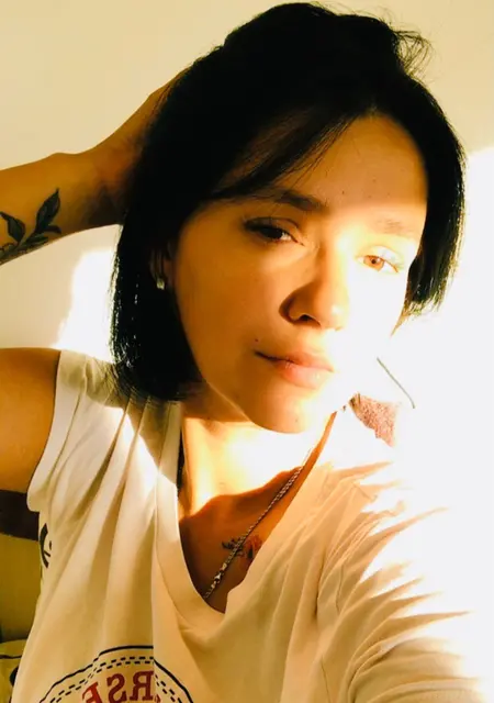 Я Оля, 37 років, знайомлюсь без зобов'язань у Рівному