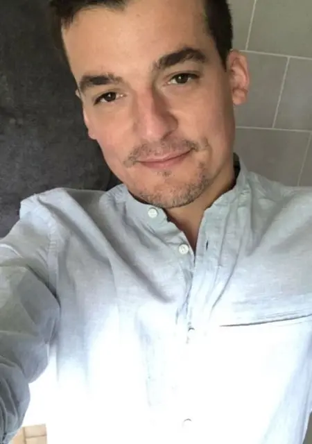 Я Pierre, 31, из Парижа, ищу знакомство