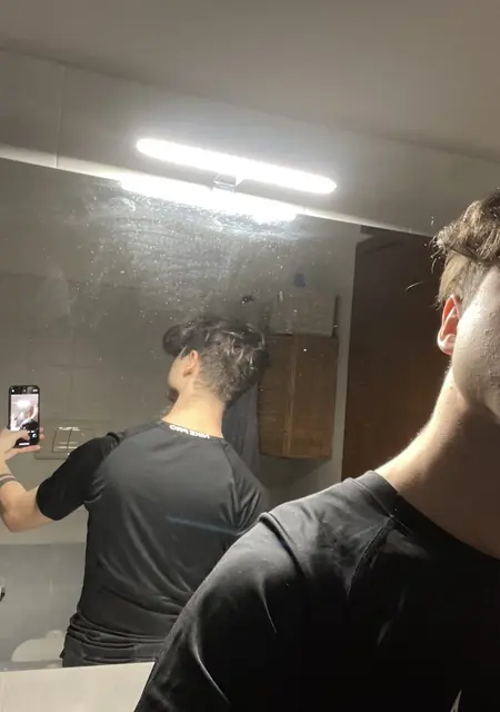 Giovanni из Виченца, мне 20, познакомлюсь для постоянных отношений