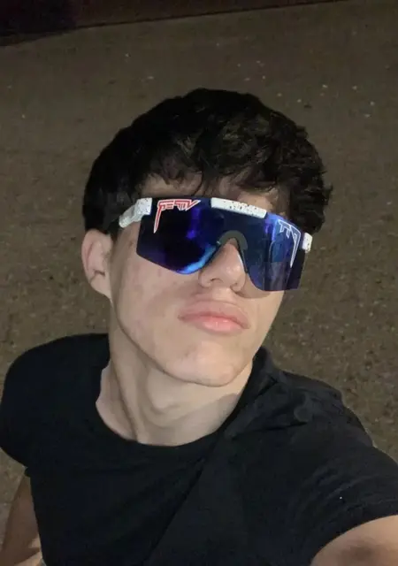 Soy Joan, 18 años, conociéndome para pasatiempo agradable en Salou