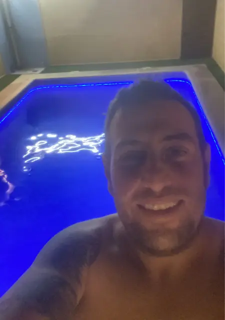 Я Alberbal, 43, знакомлюсь на одну ночь в Альбасете