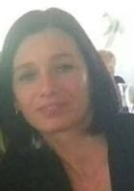 Lou из Парижа, мне 39, познакомлюсь