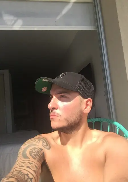 Benjamin из Барселоны, мне 35, познакомлюсь для совместных путешествий