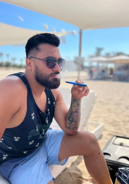 Zurdo из Торрелавеги, мне 33, познакомлюсь без обязательств