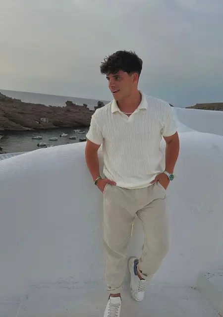 Isaac из Мадрида, мне 29, познакомлюсь для общения