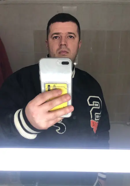 Алексей з Чернівців, мені 40 років, познайомлюсь для відкриті стосунки