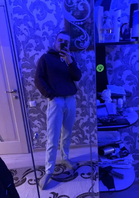 Vladislav из Мозыря, ищу на сайте знакомства на одну ночь