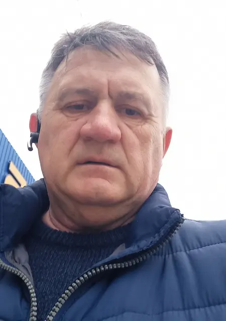 Я Микола, 60 років з Києва, шукаю знайомство для спілкування