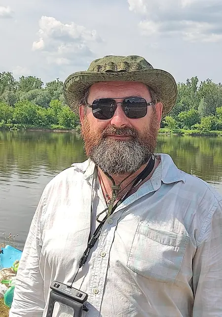 Я Святослав, 47, знакомлюсь на одну ночь в Гомеле