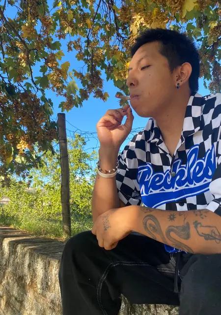 Soy Dani, 23 años de Murcia, busco conocer gente para chatear