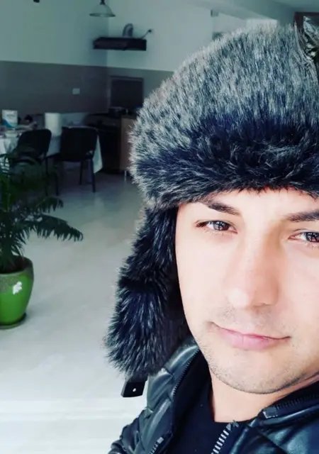 Bogdan из Бухареста, мне 36, познакомлюсь