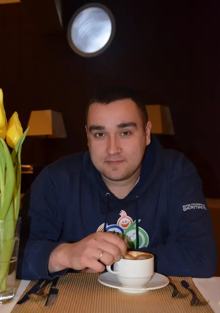 Я Саша, 39 років, знайомлюсь для дружби у Чернігові