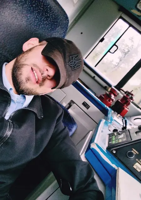 Иван з Житомира, мені 27 років, познайомлюсь для приємного проведення часу