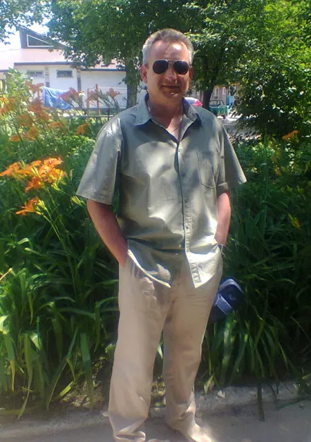 Олег з Novovolynsk, шукаю на сайті знайомства на одну ніч