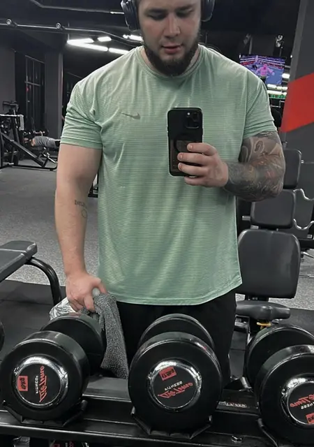 Я Петр, 30, знакомлюсь без обязательств в Ташкенте