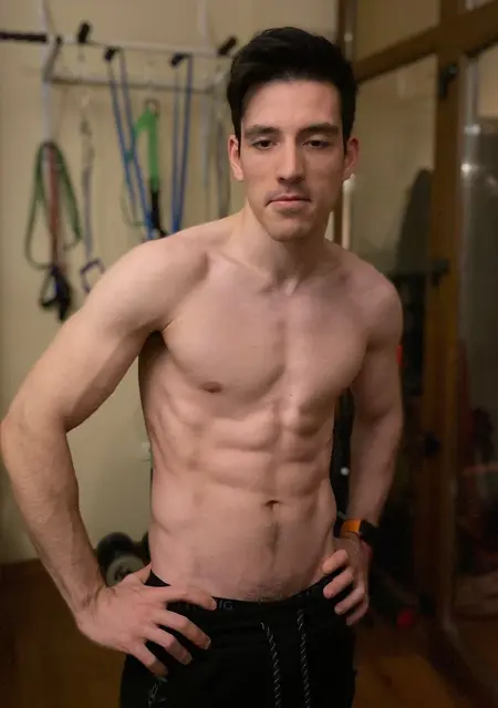 Я Alexandru, 31, из Плоешти, ищу знакомство для вирта