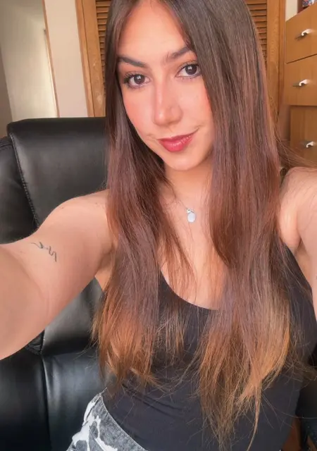 Зоя из Варшавы, ищу на сайте знакомства без обязательств