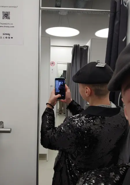 Я Misha, 19 років з Івано-Франківська, шукаю знайомство для спілкування