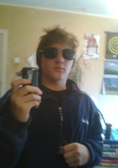 Nikita из Таллина, мне 35, познакомлюсь для общения