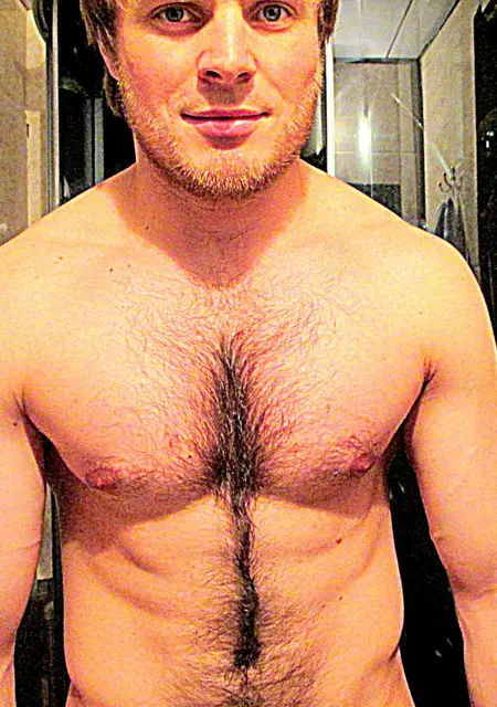 Ахилес из Бишкека, мне 34, познакомлюсь без обязательств