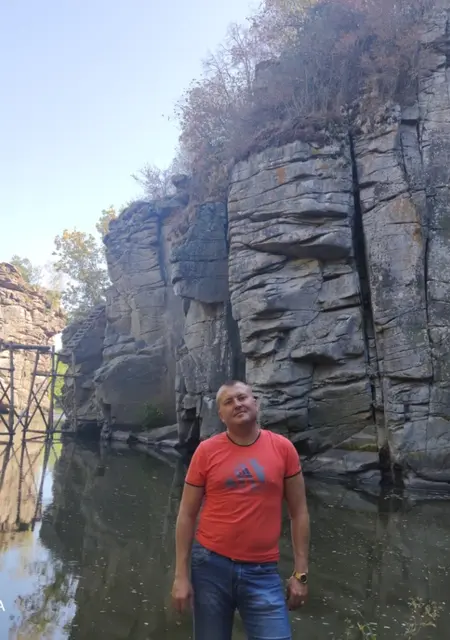 Я Владимир, 43 років, знайомлюсь без зобов'язань у Черкасах