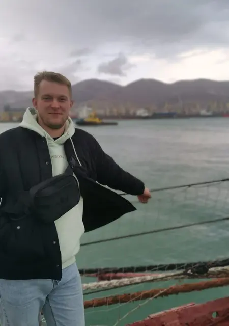 Я Артём, 30, знакомлюсь без обязательств в Новополоцке